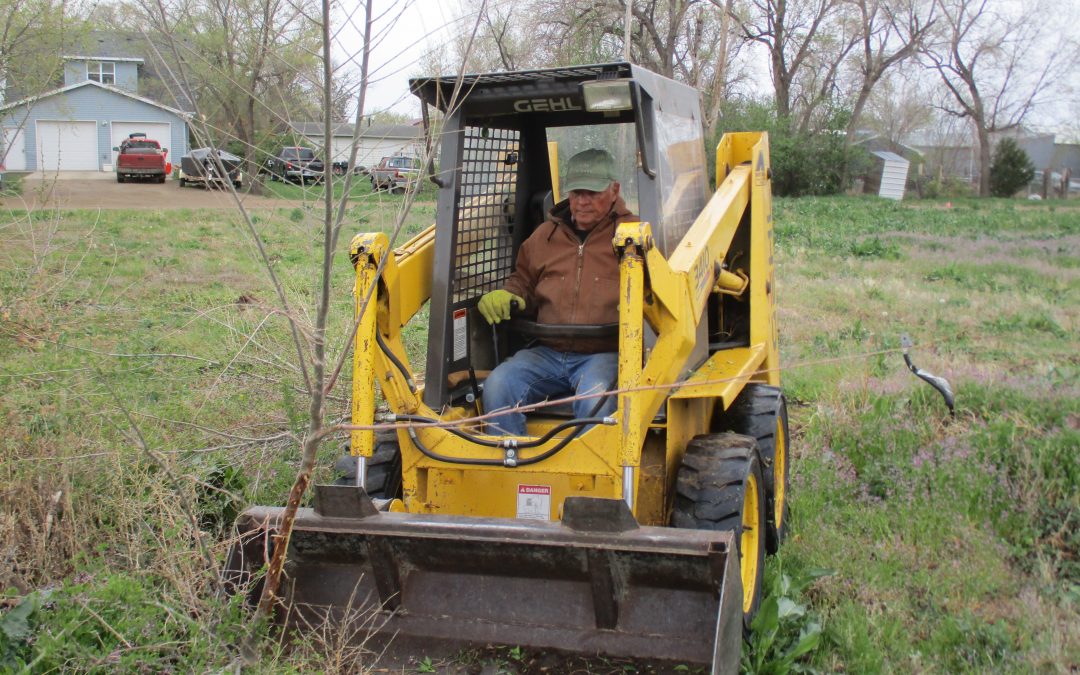6th Avenue Housing Project Gets Some Helping Hands